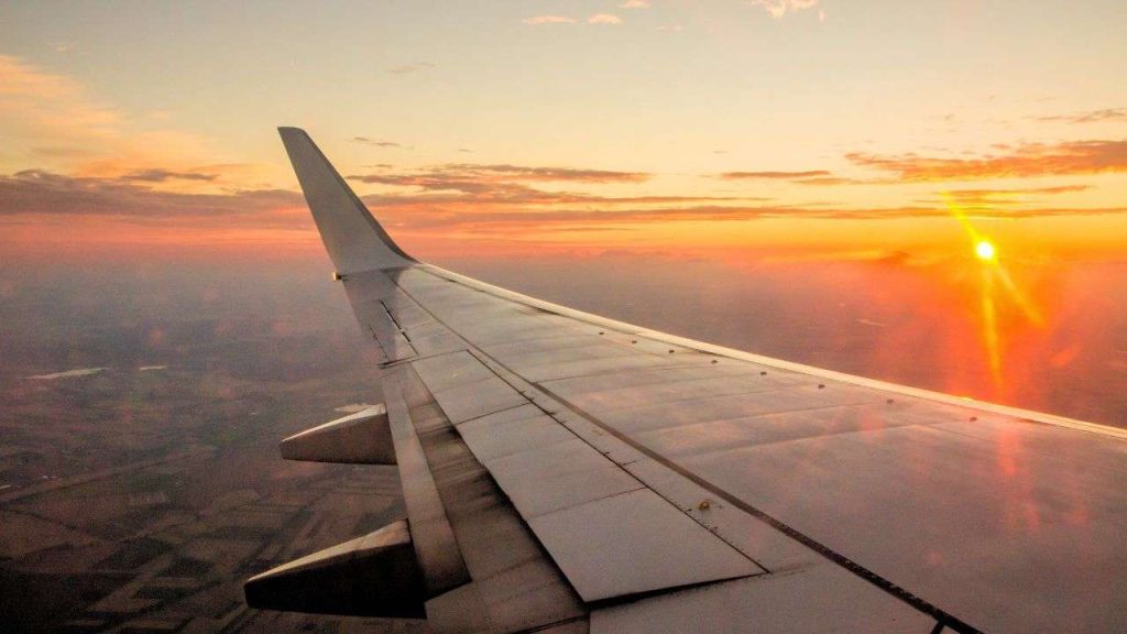flying to spain from australia